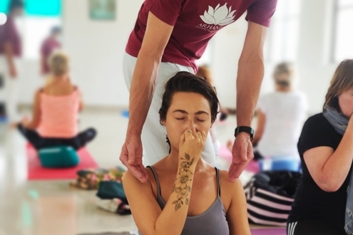200 horas de yoga intensivo TTC